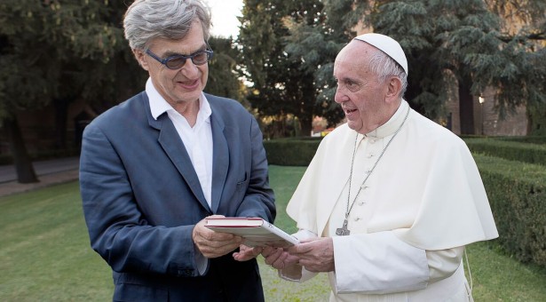 Ji.hlava uvede Wendersův dokument o papežovi, Godardovu Knihu obrazů či snímky z Libanonu